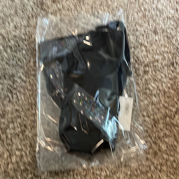 Black bikini with gray sequin - Picture 6 of 6